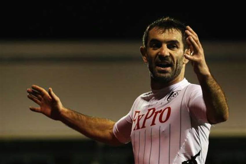 Karagounis pens new deal at Fulham Karagounis pens new deal at Fulham
