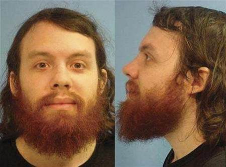 Hacker gets 3.5 years for stealing iPad user data