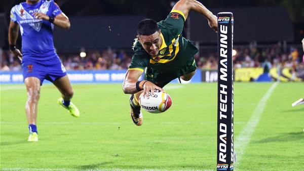 Holmes stars in record five-try haul