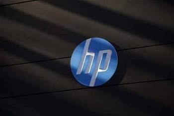 HP turnaround 'gaining traction'