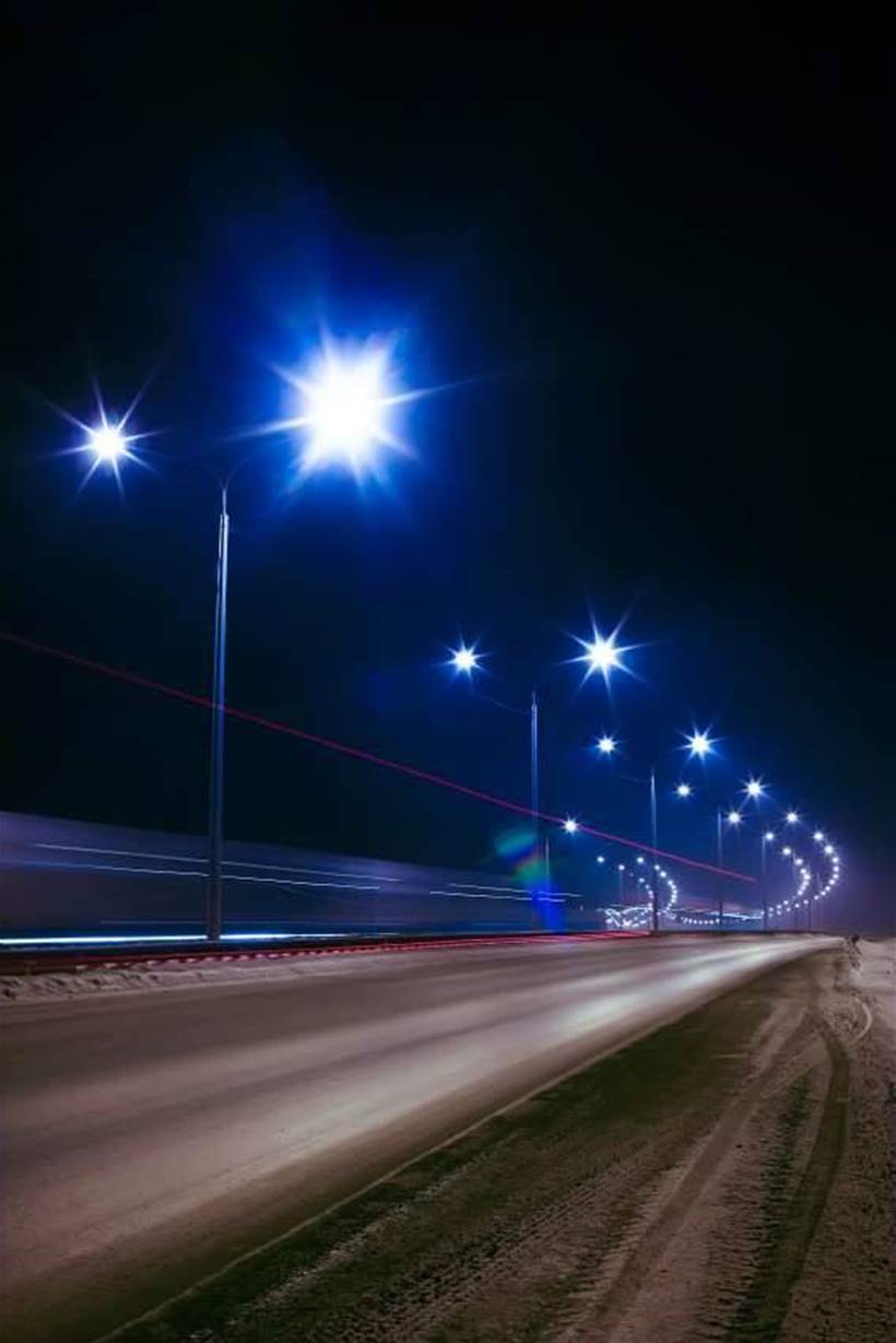 Philips, Vodafone partner up to connect street lights