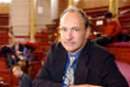 Berners-Lee questions Apple and Facebook openness
