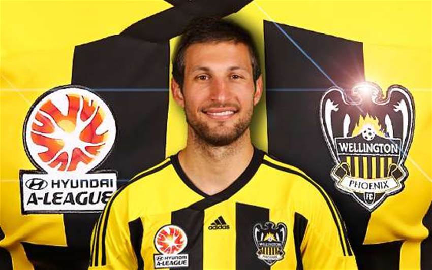 Lia Pens New Nix Contract Lia Pens New Nix Contract