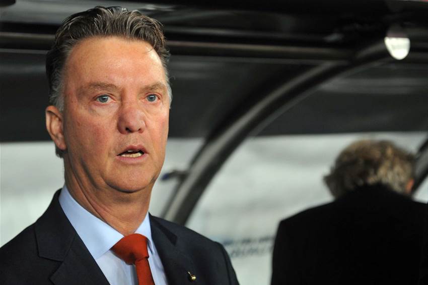 Van Gaal bemoans Dutch defensive showing Van Gaal bemoans Dutch defensive showing