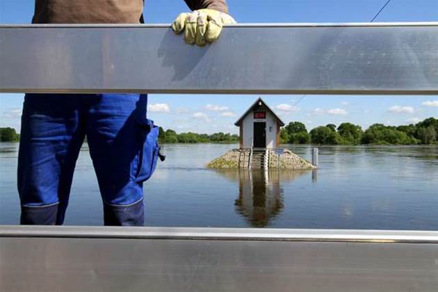 Weather bureau forced to dump water data project