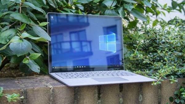 Microsoft Surface Laptop review: ultra-portable or ultra-pointless?