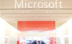 Microsoft profit dips ahead of Office revamp