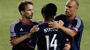 MLS Wrap: Fire close in on playoff spot