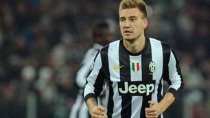 Frankfurt pull out of Bendtner deal