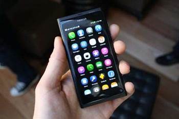 Review: Nokia N9 MeeGo smartphone