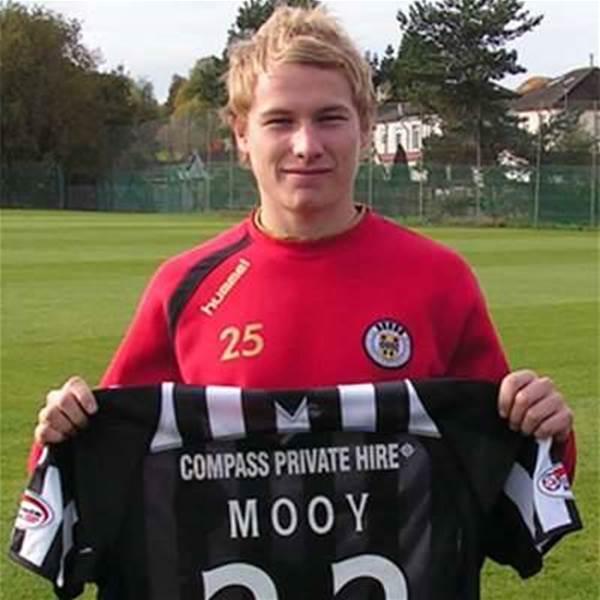 Mooy Signs On For St Mirren Mooy Signs On For St Mirren