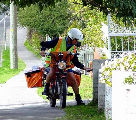Australia Post spends $71m on new tracking service
