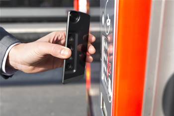 SA starts testing smartphone payments on public transport