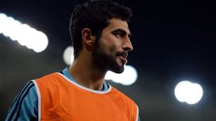 Napoli complete Albiol signing