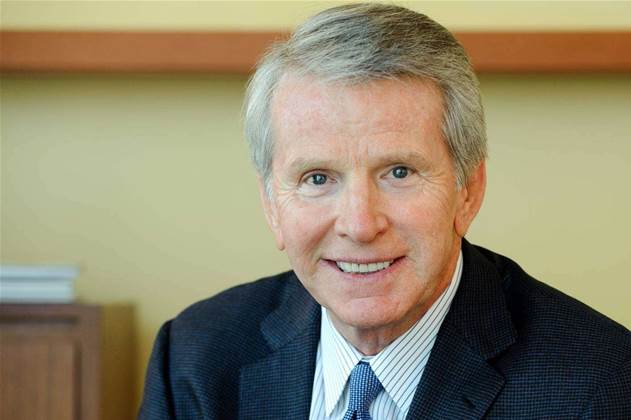HP chairman Lane steps down