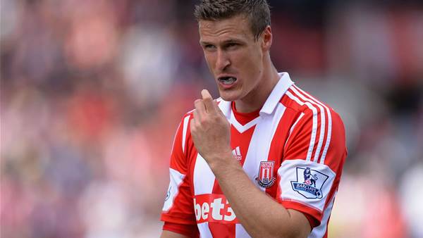 Huth may require knee surgery
