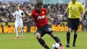 Moyes: Van Persie wants more medals