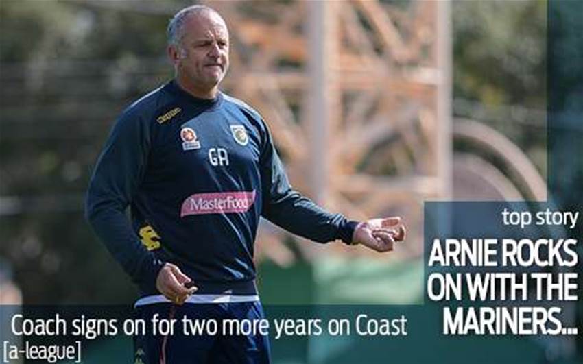 Arnie signs on to stay at Mariners Arnie signs on to stay at Mariners