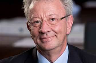 Telstra's inaugural Health boss resigns