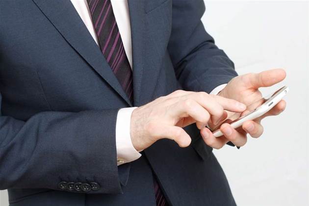 Apps overtake web as prime access mode