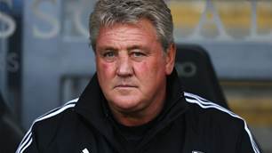 Bruce critcises Foy over 'clear-cut penalty'
