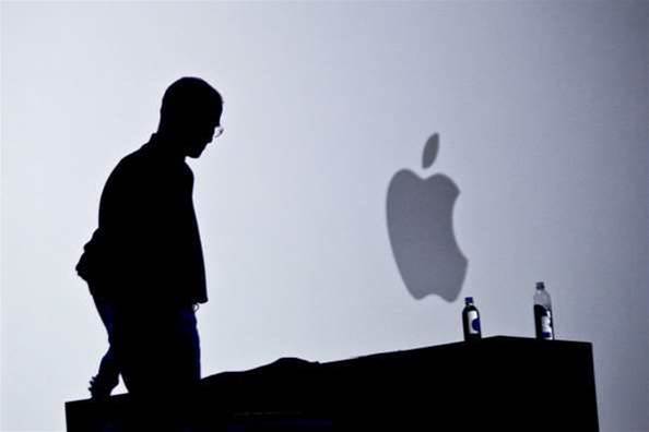 Apple CEO Steve Jobs resigns