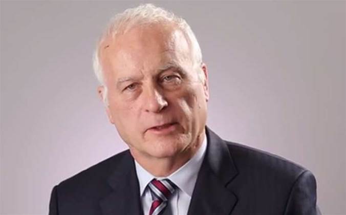 Telstra Wholesale boss quits