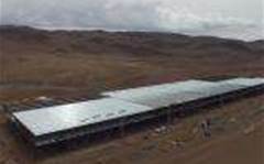 Drone shows how huge Tesla's gigafactory really is [video]