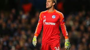 Schalke lose Hildebrand ahead of Bucharest trip