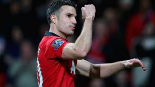 Van Persie progressing well, says Moyes