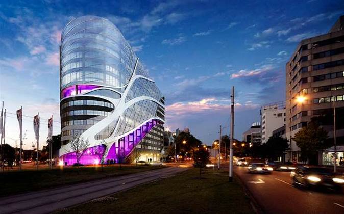 The tech inside Victoria's $1bn cancer care facility