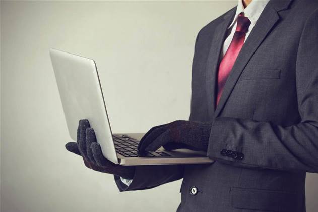 IT consultant on trial for insider trading at bank