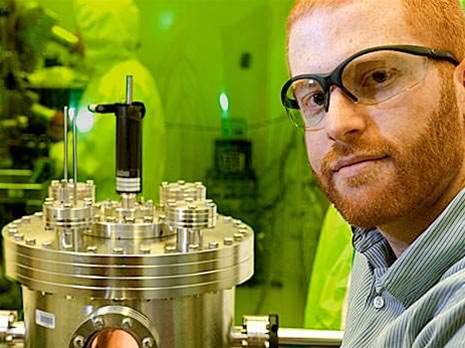 Spintronics professor wins grant, discusses technology