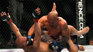 The 15 most brutal MMA photos ever taken