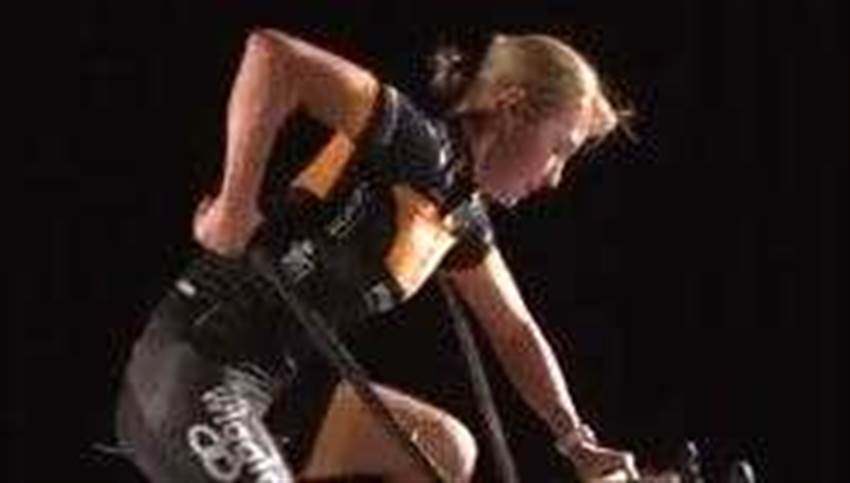 Rochelle Gilmore&#8217;s amazing bike trick