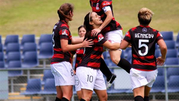 Wanderers win in dominant performance