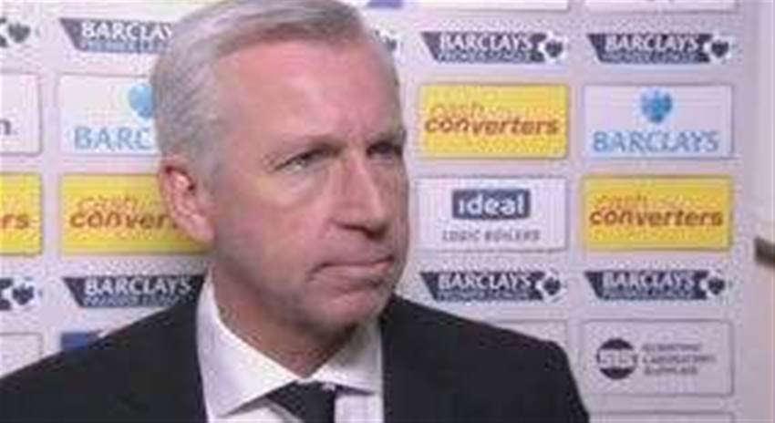 Alan Pardew headbutt Alan Pardew headbutt
