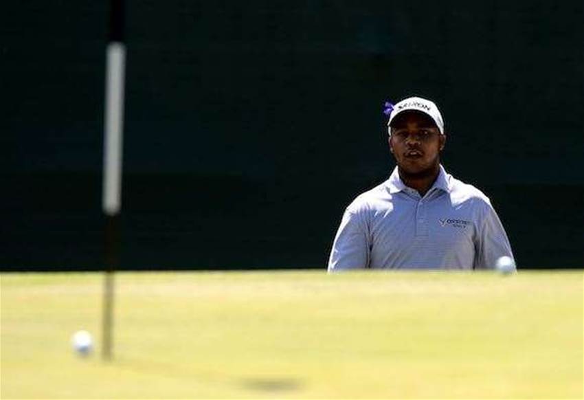 PGA: A dozen contenders poised for final shootout PGA: A dozen contenders poised for final shootout