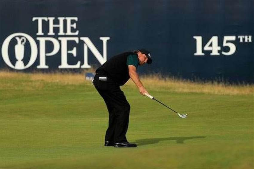 THE OPEN: Mickelson makes hay while the sun shines THE OPEN: Mickelson makes hay while the sun shines
