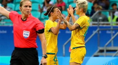 Australia win 6-1 over Zimbabwe for a quarter finals spot in Rio