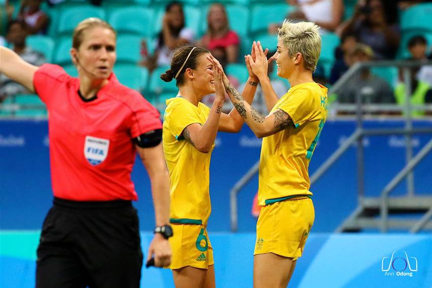 Australia win 6-1 over Zimbabwe for a quarter finals spot in Rio