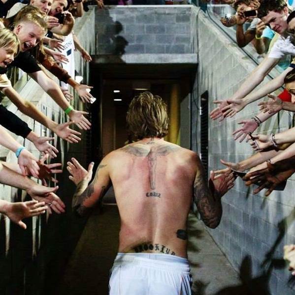 Becks Goodbyes Newcastle Fans Becks Goodbyes Newcastle Fans