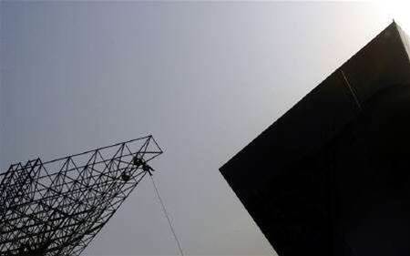 Indian IT firms hire paramilitary squads for protection