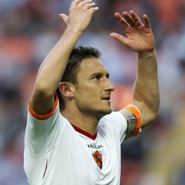 Totti Gets Golden Boot After High-Scoring Roma Win Totti Gets Golden Boot After High-Scoring Roma Win