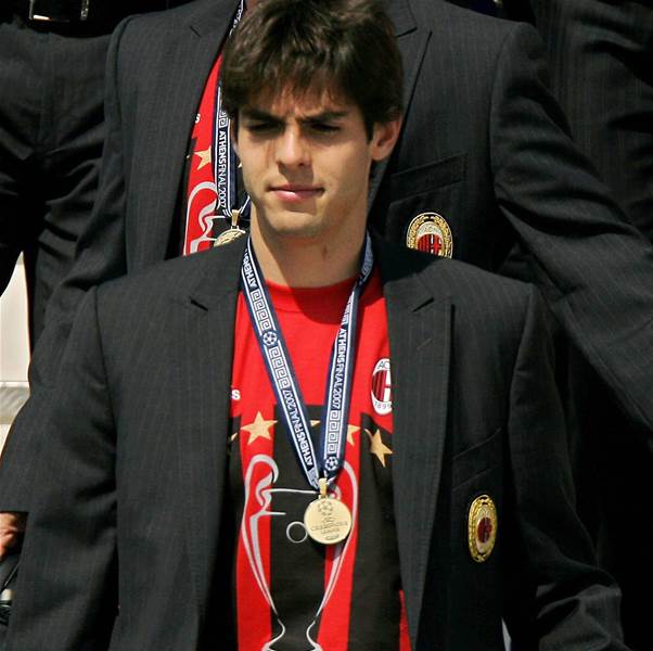 Robinho: Kaka Would Be The Real Deal Robinho: Kaka Would Be The Real Deal
