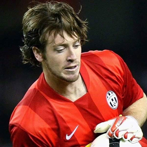 Gold Coast's Jess On Polish Trial Gold Coast's Jess On Polish Trial