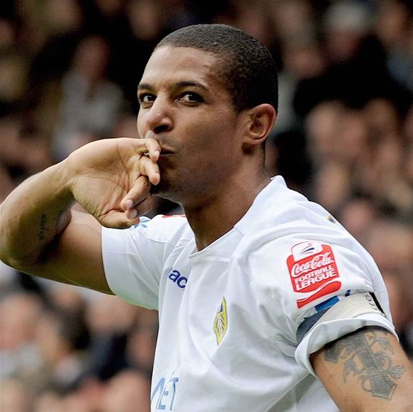 Beckford Set to Miss Sydney Beckford Set to Miss Sydney