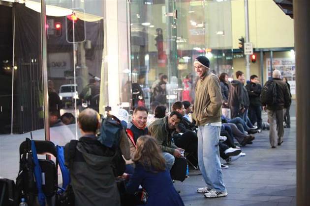 Video: The psychology of lining up for an iPad