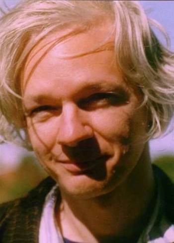 Report: US hunts Wikileaks founder