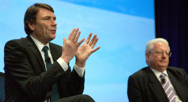 Telstra drops $2.20 pay-in-person fee